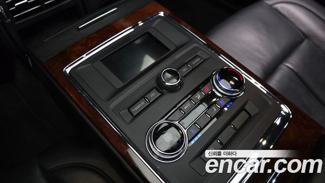 Lincoln Continental (X) 3.0 AWD 2019 — фото 18