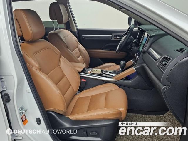 Renault Korea QM6 2.0 LPe RE Signature 2WD 2023 — фото 10