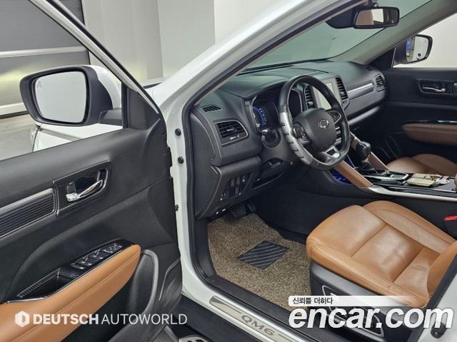 Renault Korea QM6 2.0 LPe RE Signature 2WD 2023 — фото 15