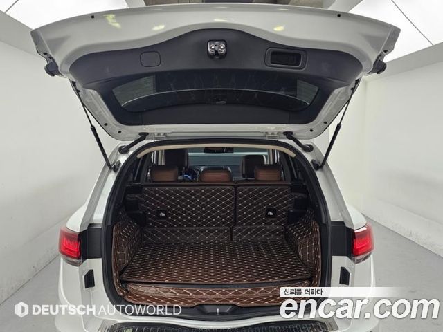 Renault Korea QM6 2.0 LPe RE Signature 2WD 2023 — фото 23
