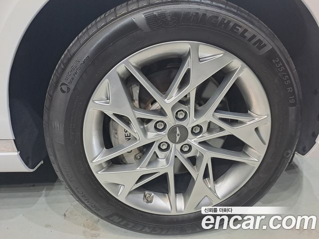 Genesis GV70 2.5T Gasoline 2WD 2023 — фото 9