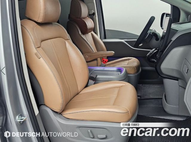 Hyundai Staria L3.5 Lounge 7-Seater Inspiration 2023 — фото 10