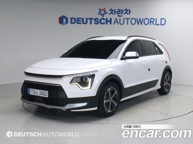 Kia Niro Prestige 2022 — фото 2