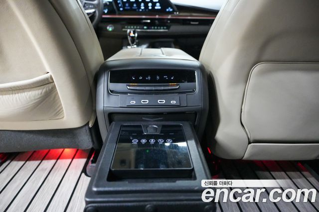 Cadillac Escalade (V) 6.2 ESV ESV Sports Platinum 2023 — фото 16