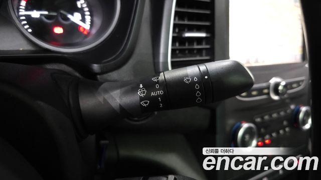 Renault Korea SM6 2.0 GDe SE 2016 — фото 18