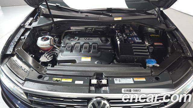 Volkswagen Tiguan (II) 2.0 TDI 4Motion Prestige 2018 — фото 6