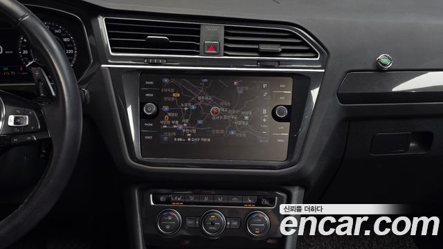 Volkswagen Tiguan (II) 2.0 TDI 4Motion Prestige 2018 — фото 14