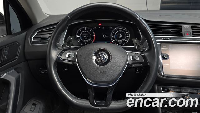 Volkswagen Tiguan (II) 2.0 TDI 4Motion Prestige 2018 — фото 15