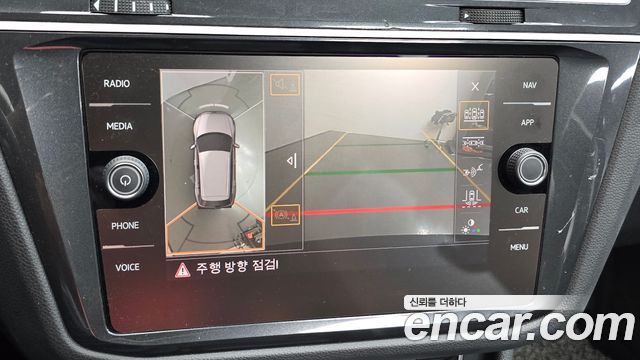 Volkswagen Tiguan (II) 2.0 TDI 4Motion Prestige 2018 — фото 16