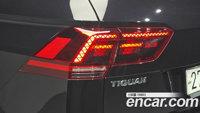 Volkswagen Tiguan (II) 2.0 TDI 4Motion Prestige 2018 — фото 23
