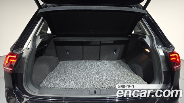 Volkswagen Tiguan (II) 2.0 TDI 4Motion Prestige 2018 — фото 27