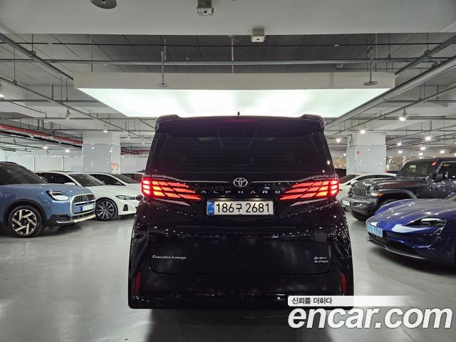 Toyota Alphard (IV) 2.5 HEV Executive AWD 2025 — фото 3