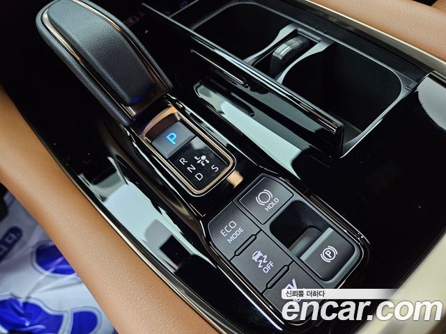Toyota Alphard (IV) 2.5 HEV Executive AWD 2025 — фото 15