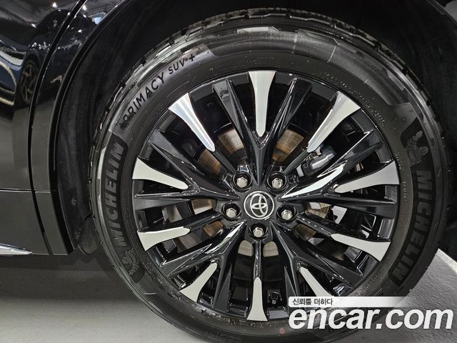 Toyota Alphard (IV) 2.5 HEV Executive AWD 2025 — фото 24