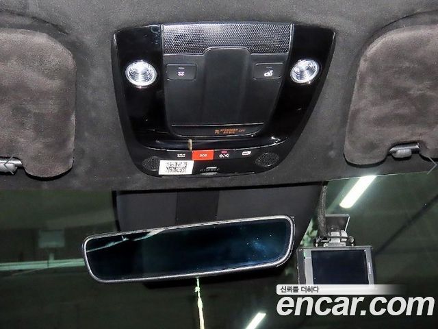 Kia EV6 Long Range 4WD GT Line 2023 — фото 19