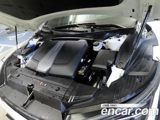 Kia EV6 Long Range 4WD GT Line 2023 — фото 23