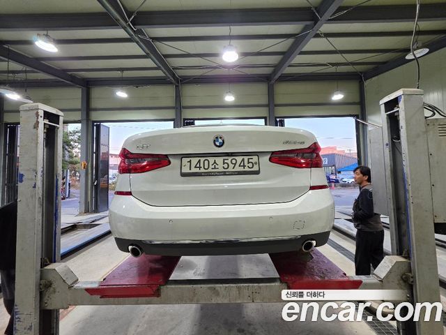 BMW 6 Series GT (G32) 620d Luxury 2020 — фото 2