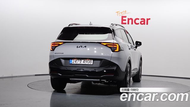 Kia Sportage (V) Gasoline 1.6 Turbo 2WD Signature X Line 2025 — фото 4