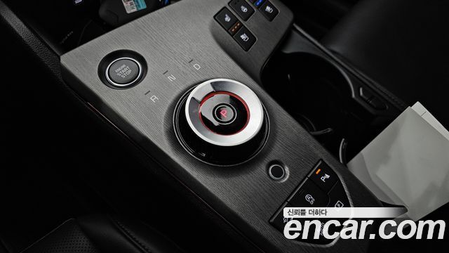 Kia Sportage (V) Gasoline 1.6 Turbo 2WD Signature X Line 2025 — фото 9