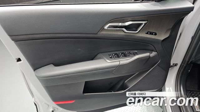 Kia Sportage (V) Gasoline 1.6 Turbo 2WD Signature X Line 2025 — фото 24