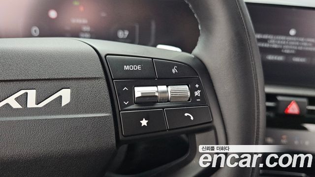 Kia Sportage (V) Gasoline 1.6 Turbo 2WD Signature X Line 2025 — фото 27