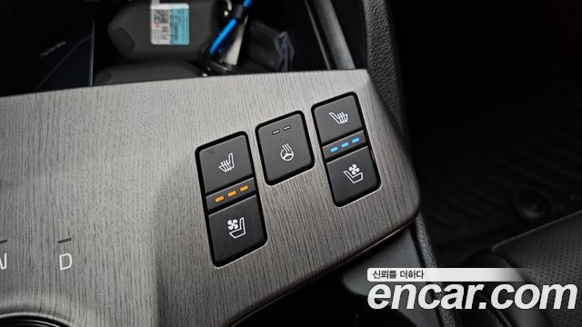 Kia Sportage (V) Gasoline 1.6 Turbo 2WD Signature X Line 2025 — фото 31