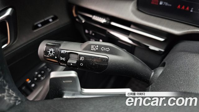 Kia Sportage (V) Gasoline 1.6 Turbo 2WD Signature X Line 2025 — фото 32
