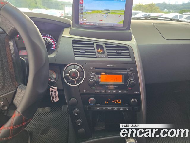 KG Mobility (SsangYong) Korando Sport CX5 2WD PASSION 2012 — фото 19