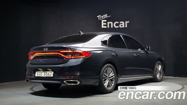 Hyundai Grandeur (IG) 2.2 Diesel Premium 2018 — фото 2