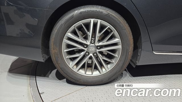 Hyundai Grandeur (IG) 2.2 Diesel Premium 2018 — фото 5