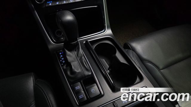 Hyundai Grandeur (IG) 2.2 Diesel Premium 2018 — фото 9