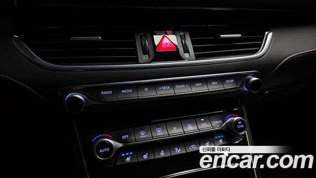 Hyundai Grandeur (IG) 2.2 Diesel Premium 2018 — фото 17