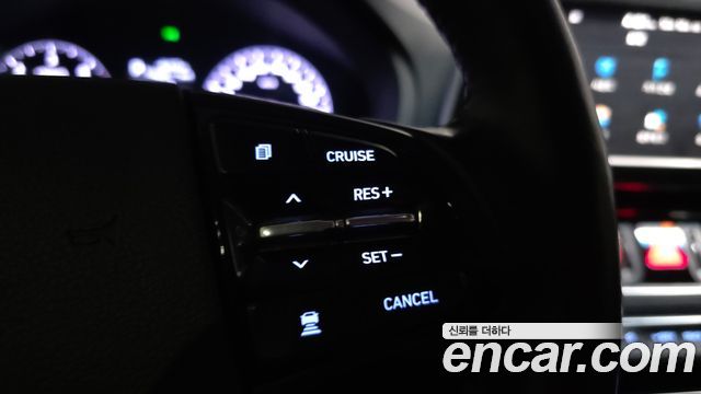 Hyundai Grandeur (IG) 2.2 Diesel Premium 2018 — фото 19