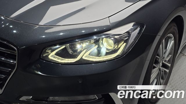 Hyundai Grandeur (IG) 2.2 Diesel Premium 2018 — фото 22