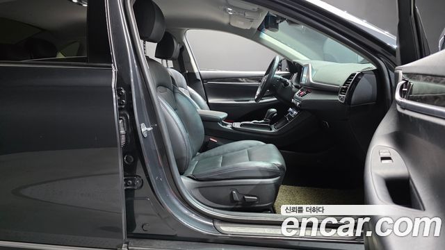 Hyundai Grandeur (IG) 2.2 Diesel Premium 2018 — фото 26