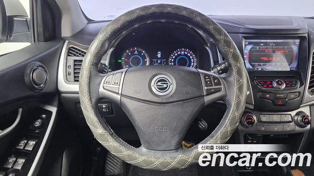 KG Mobility (SsangYong) Korando C 2.2 RX 2WD DLX 2016 — фото 17