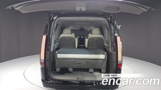 Hyundai Staria HEV 1.6 Lounge 9-Seater Inspiration 2025 — фото 20