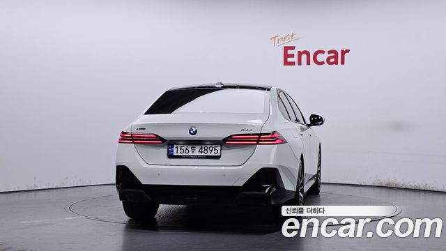 BMW 5 Series (G60) 530i xDrive M Sport 2025 — фото 4