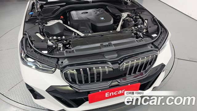 BMW 5 Series (G60) 530i xDrive M Sport 2025 — фото 6