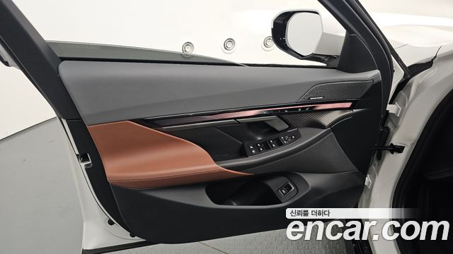 BMW 5 Series (G60) 530i xDrive M Sport 2025 — фото 30
