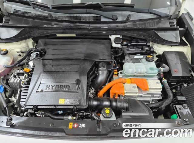 Kia Niro Prestige 2018 — фото 22