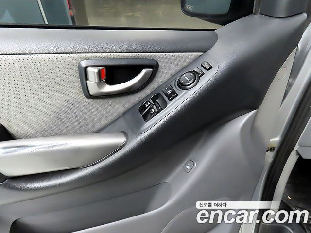 Hyundai Grand Starex 12-Seater Wagon CVX Premium 2013 — фото 18