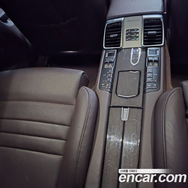 Porsche Panamera 4.8 Turbo 970 2014 — фото 21