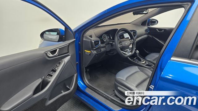 Hyundai Ioniq Hybrid N 2016 — фото 11