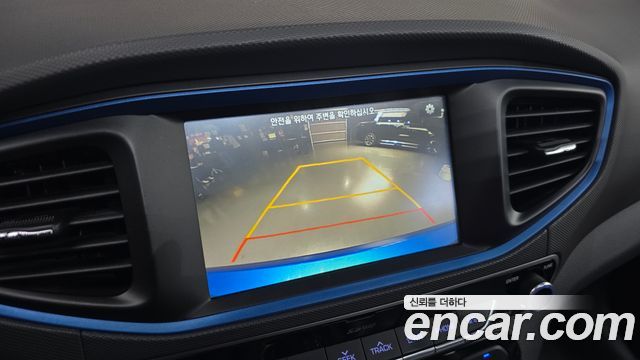Hyundai Ioniq Hybrid N 2016 — фото 16