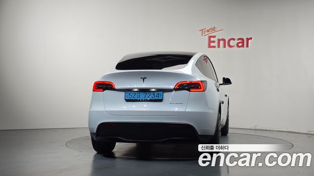 Tesla Model Y Long Range AWD 2022 — фото 4
