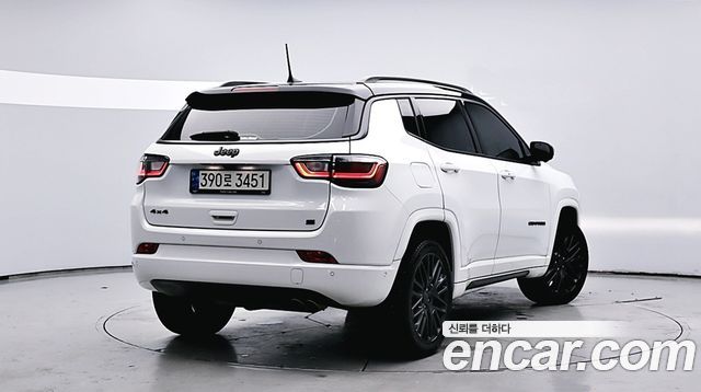 Jeep Compass (II) S 2.4 AWD 2022 — фото 2