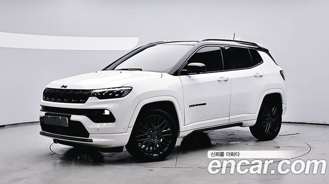 Jeep Compass (II) S 2.4 AWD 2022 — фото 3