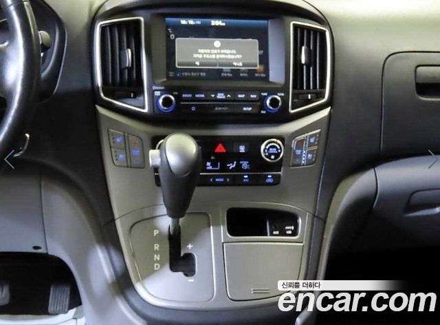 Hyundai Grand Starex Wagon 11-Seater Modern 2018 — фото 23