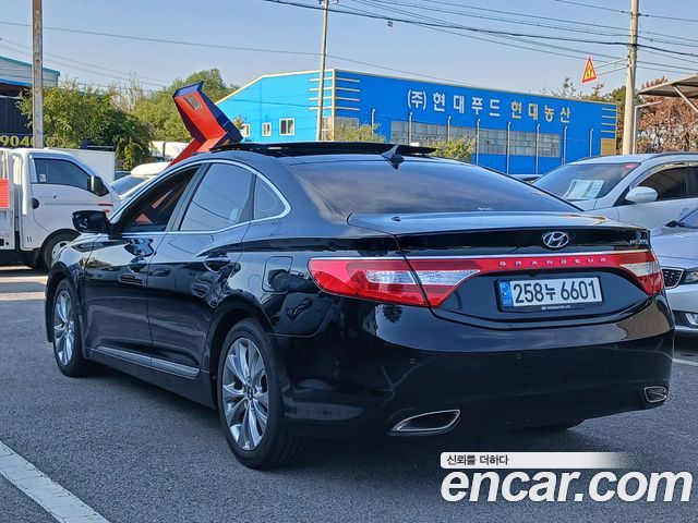 Hyundai Grandeur (HG) LPG HG300 Executive 2012 — фото 5